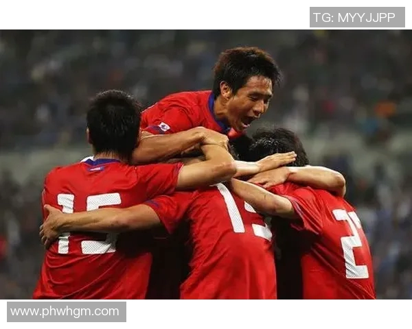 武汉羽毛球队在世界杯中的默契配合与战术分析