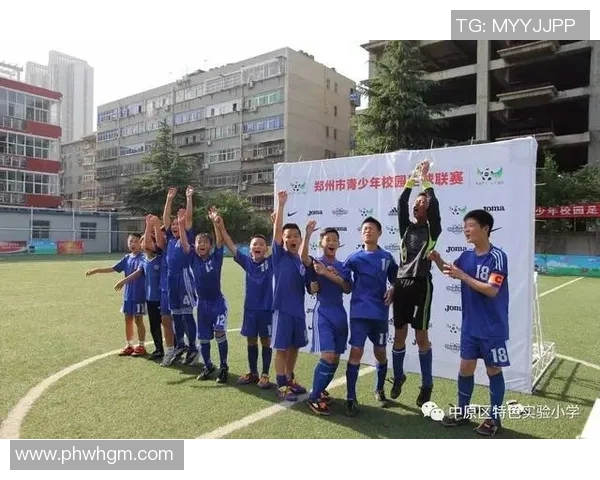 洛阳足球之星的足迹回顾与传奇故事分享